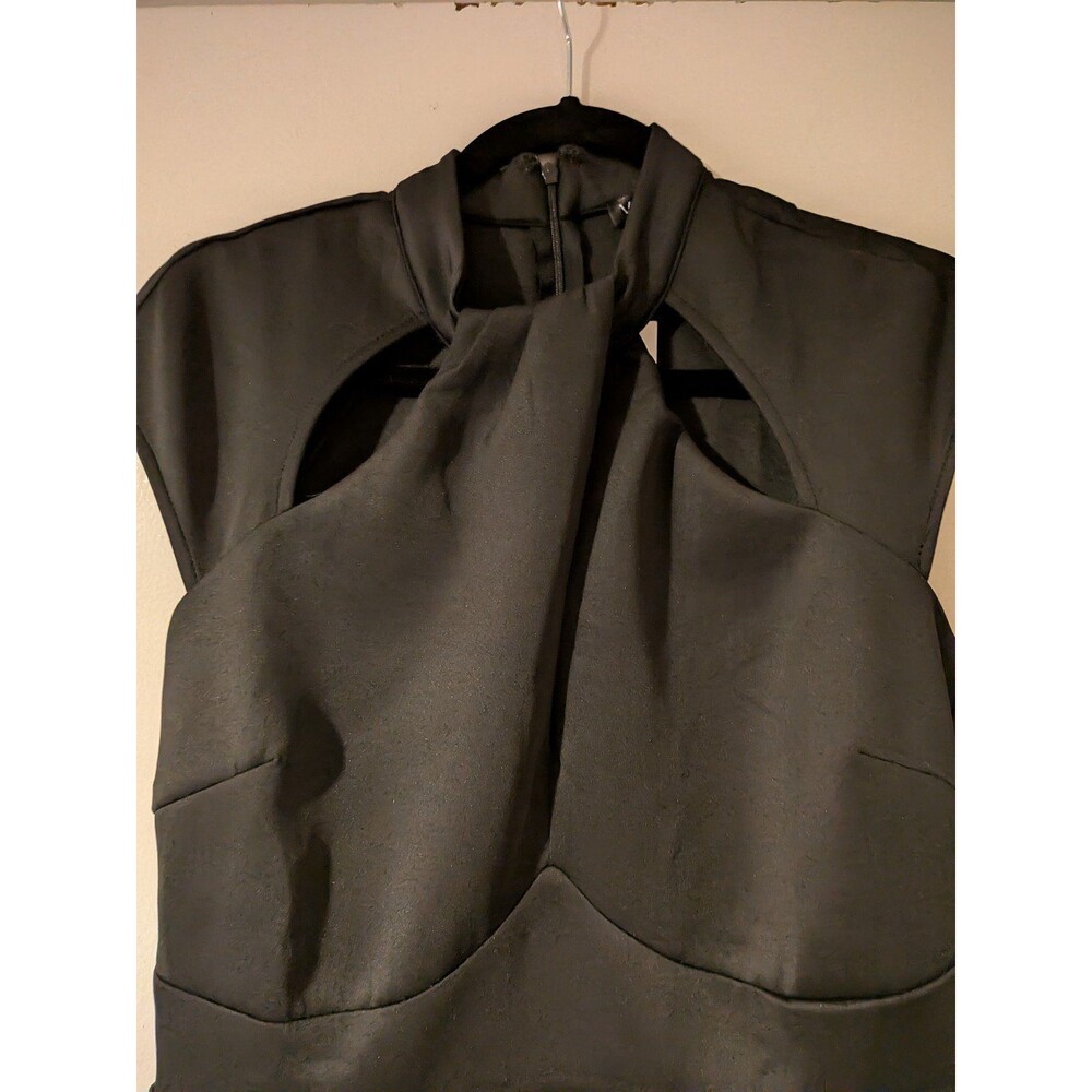 Sexy black dress with cut out neckline medium fit   NEW LBD - Picture 3 of 7